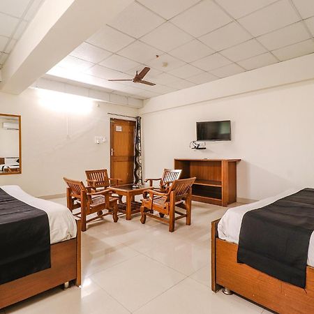 Fabhotel Avyay Дехрадун Екстериор снимка