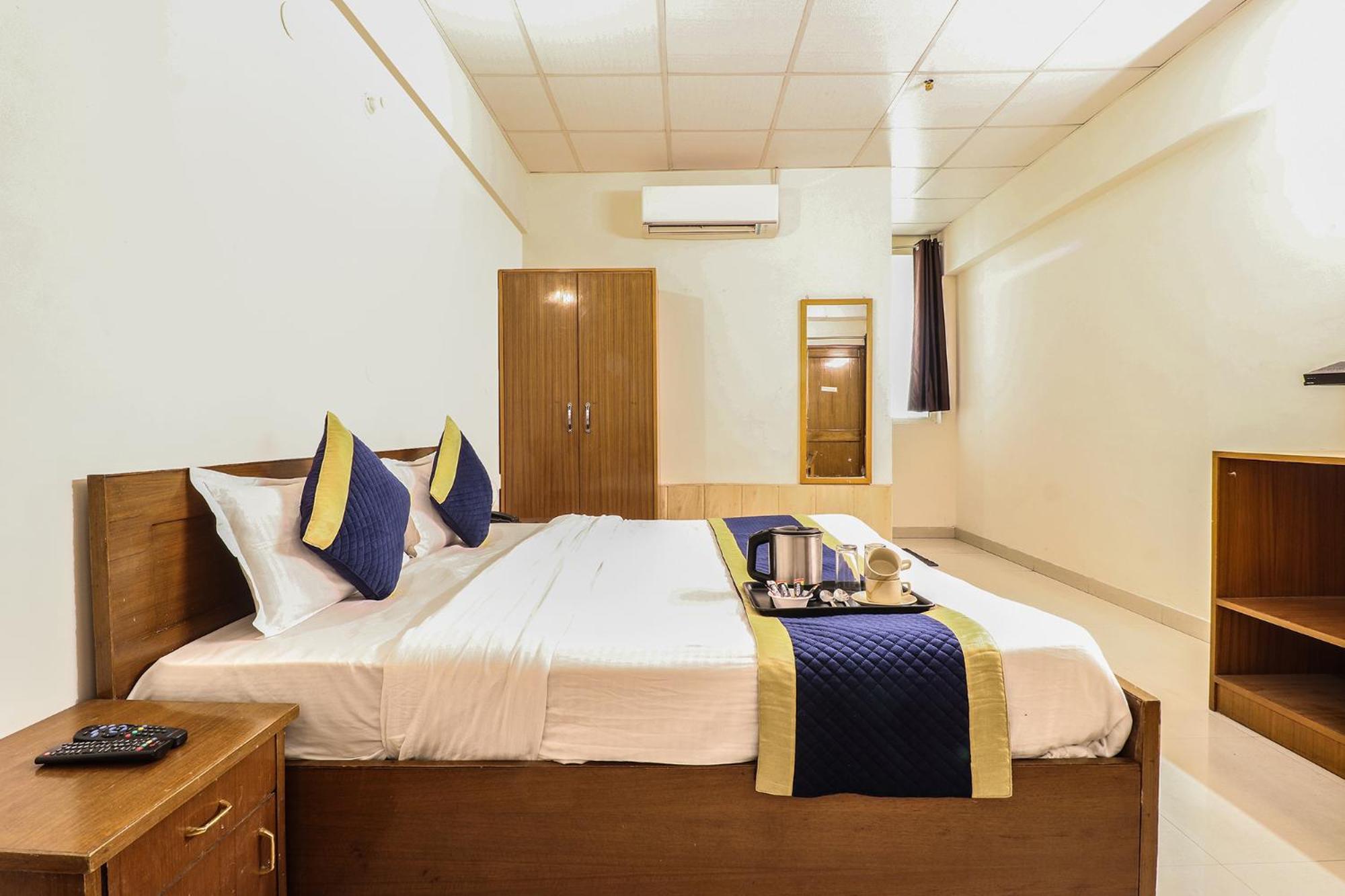 Fabhotel Avyay Дехрадун Екстериор снимка